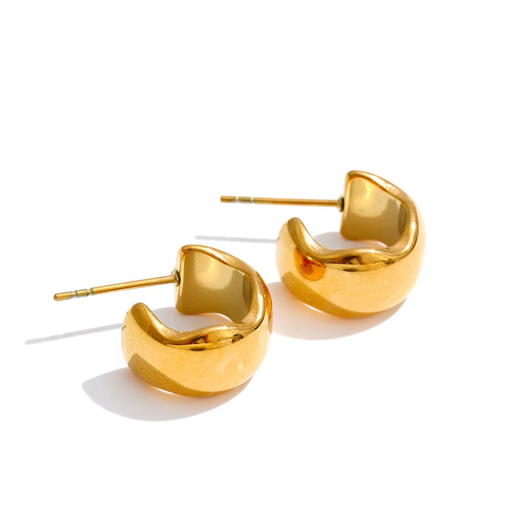 JINYOU 1060 Waterproof Stainless Steel Minimalist 18K Gold Plated Smooth Hoop Earrings for Everyday Wear