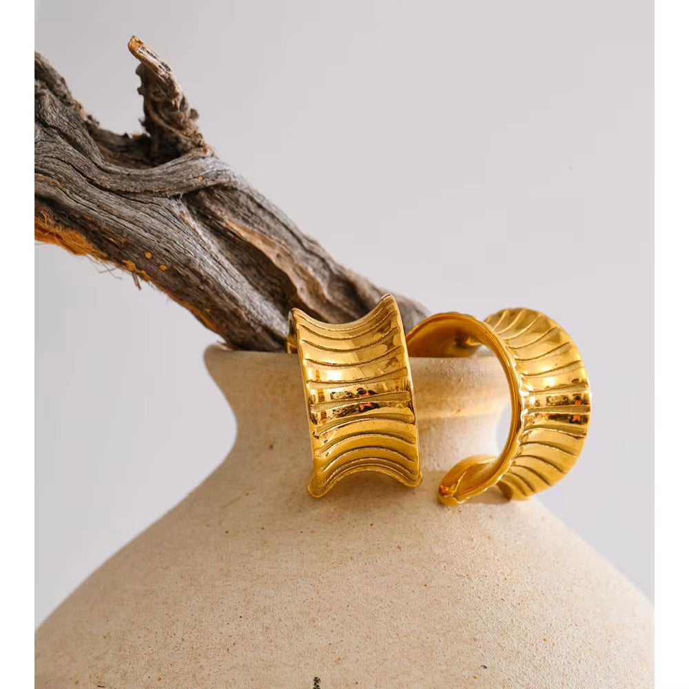 JINYOU 4400 Gold-Plated Stainless Steel Twisted Hoop Earrings - Minimalist Waterproof Design for Everyday Wear