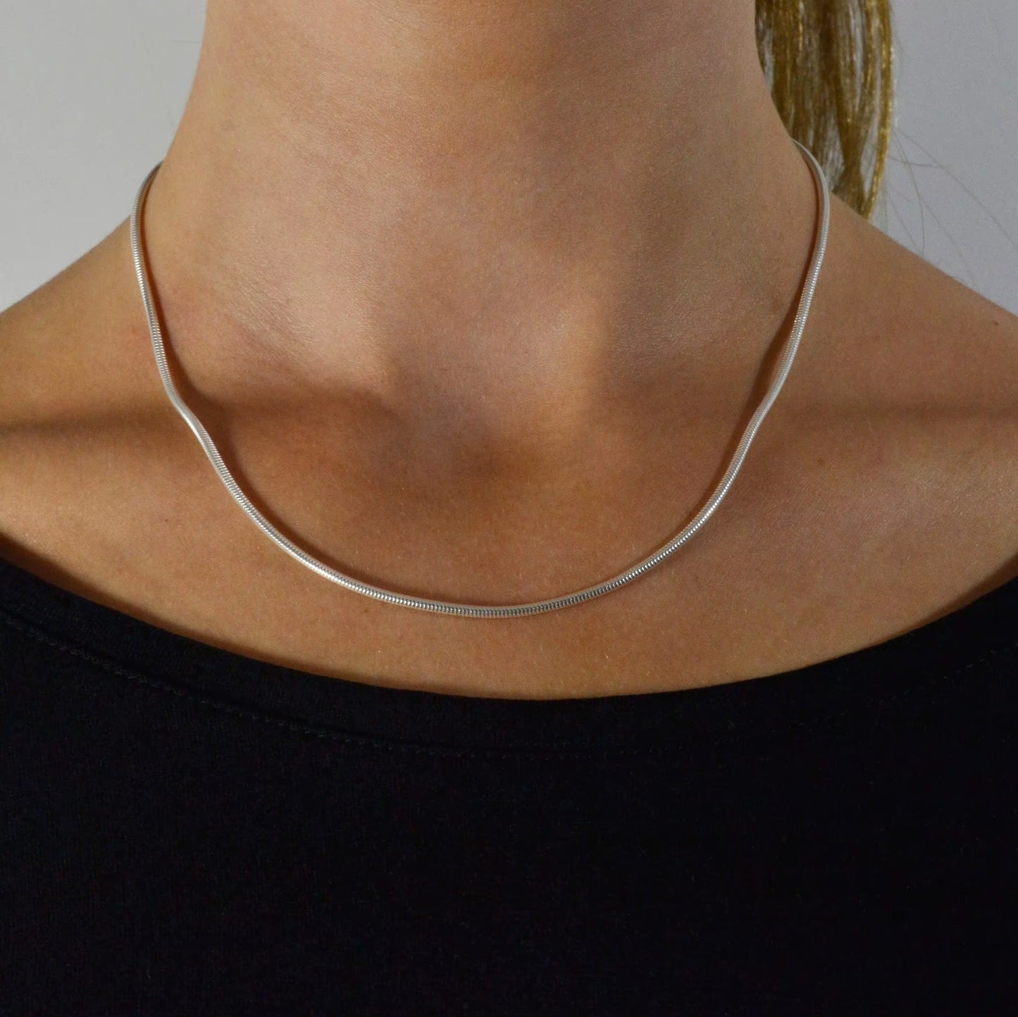 Dainty Women's Stainless Steel Chain Necklace - Available in 1mm, 1.5mm, and 2mm Round Snake Design