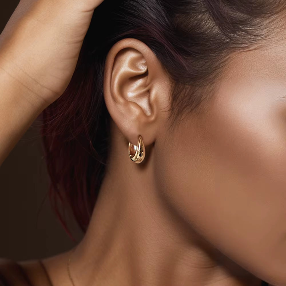 Custom Wholesale Dainty 18K Gold Plated Stainless Steel Small Hoop Earrings for Women